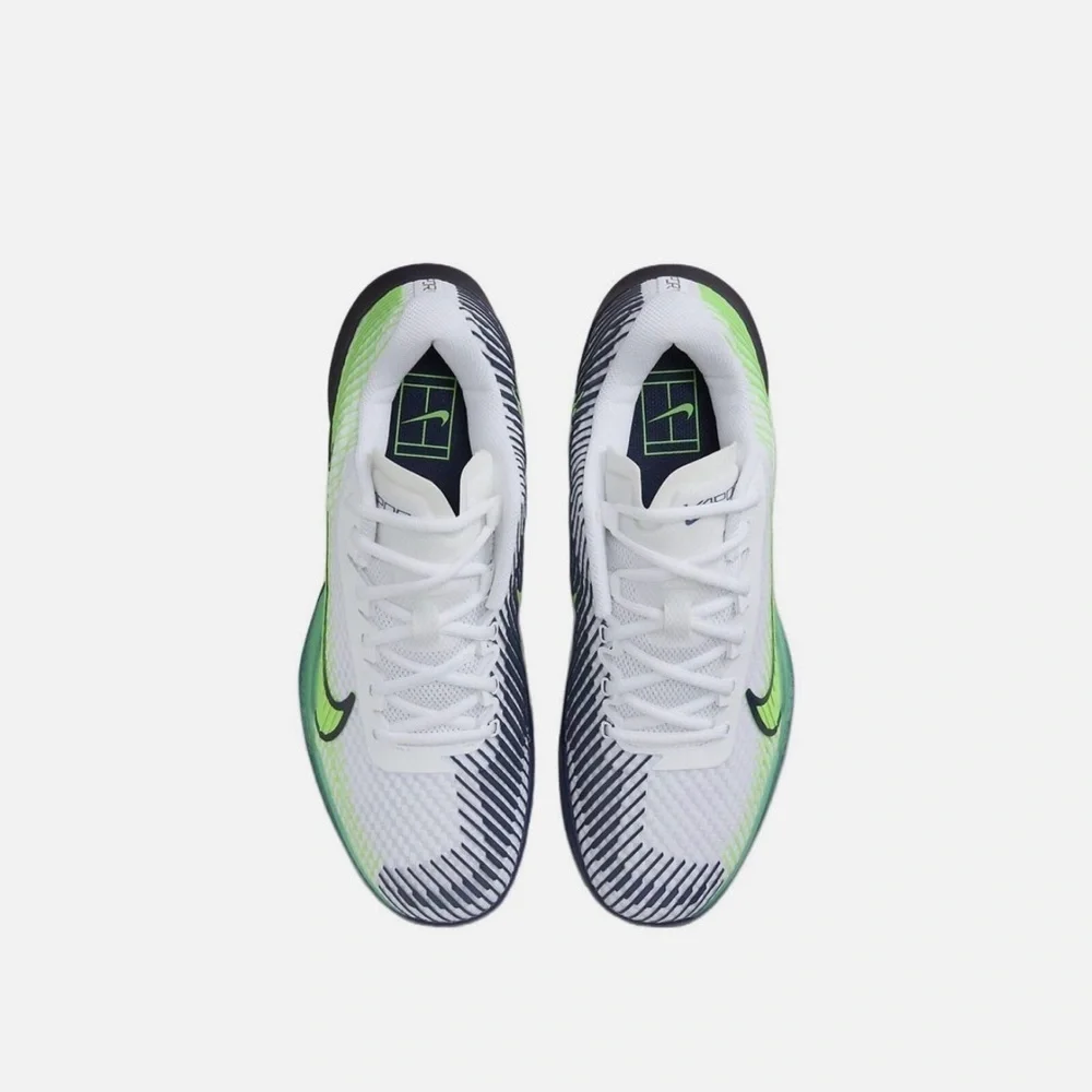 Nike Vapor 11 Tennis Court shoes.
